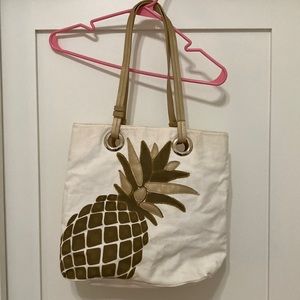 Pineapple handbag